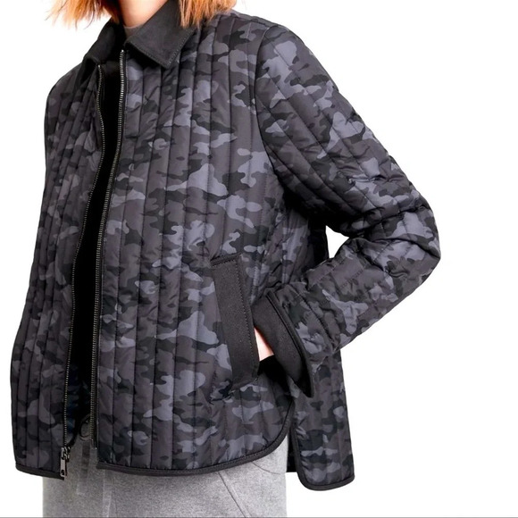BANANA Republic fashion puffer camo jacket M NWT - Picture 1 of 8